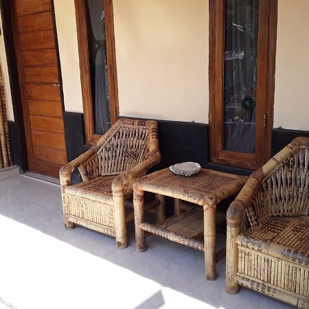 Telage Indah Homestay Kuta  Buitenkant foto